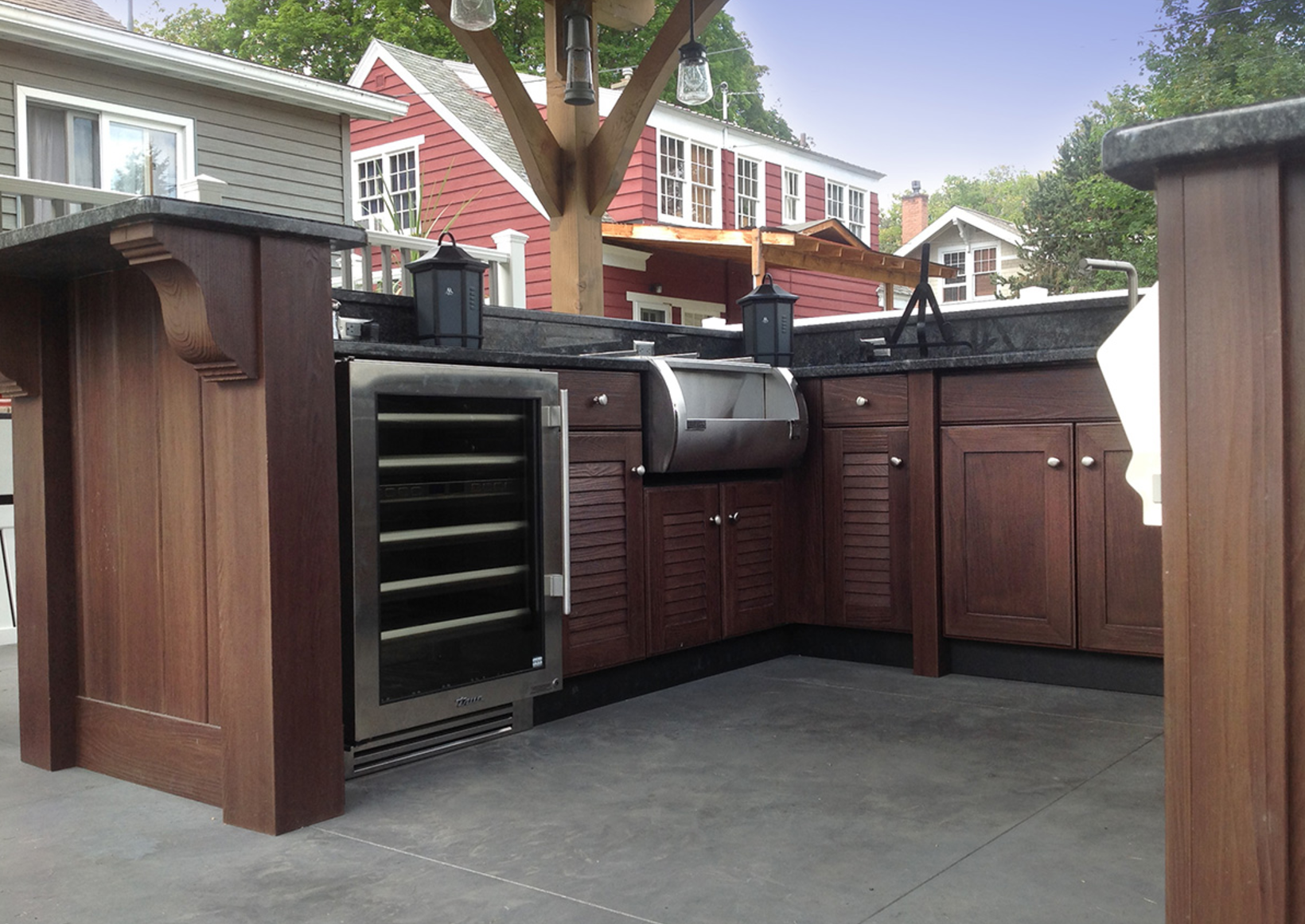 weatherproof outdoor cabinets